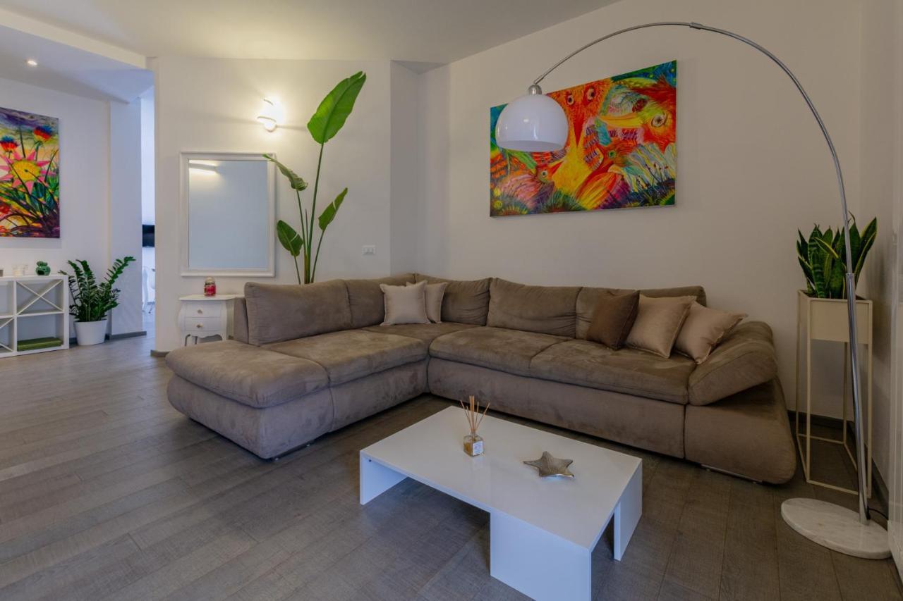 La Passione Al Mare Apartment Marina di Massa Exterior foto